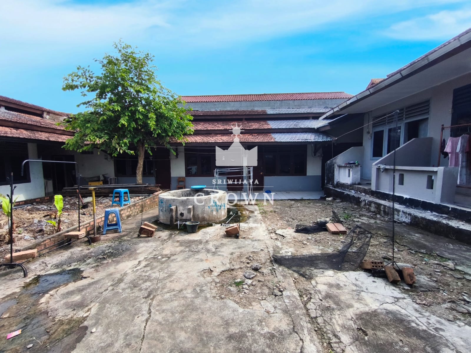 Dijual tanah bonus bangunan cocok jadi kosan di Jalan Ogan, Bukit Lama , Kota Palembang